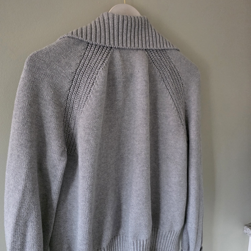 Abercrombie & Fitch L Modern Contemporary Elevated Loungewear Knit Polo Sweater - Picture 11 of 14